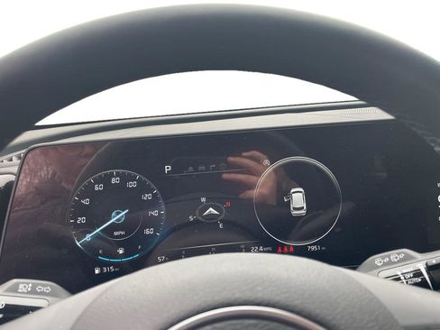 Certified 2025 Kia Sportage SX image 8