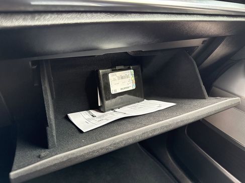 Used 2026 Cadillac Vistiq Sport image 43