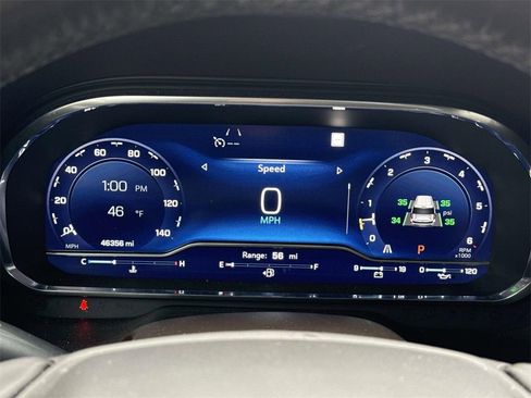 Used 2022 Chevrolet Suburban LT w/ LT Signature Package image 30