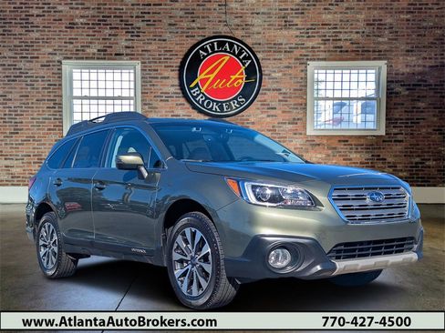 Used 2017 Subaru Outback 3.6R Limited image 1