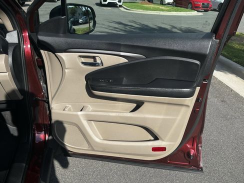 Used 2019 Honda Ridgeline RTL-T image 23