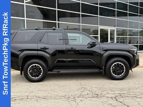 Used 2025 Toyota 4Runner TRD Off-Road AWD/4WD image 2