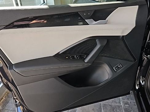 New 2026 Volkswagen Tiguan SE image 26