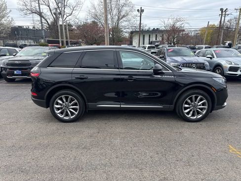 Used 2022 Lincoln Corsair AWD w/ Premium Package image 7