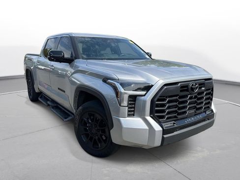 Used 2025 Toyota Tundra Limited w/ TRD Off-Road Package AWD/4WD image 4