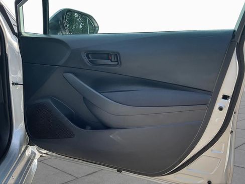 Used 2026 Toyota Corolla LE FWD image 22