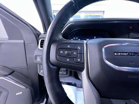Used 2023 GMC Yukon Denali w/ Denali Reserve Package AWD/4WD image 19