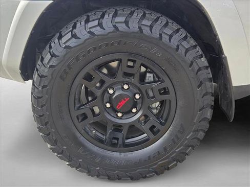 Certified 2021 Toyota 4Runner Venture image 24