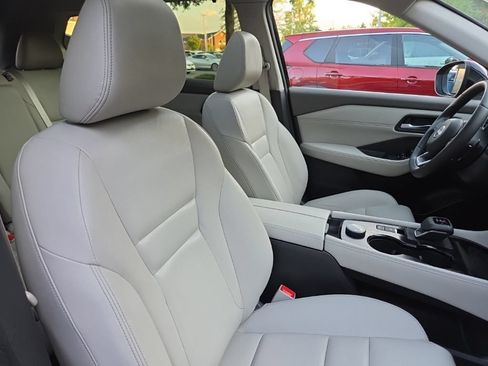Certified 2023 Nissan Rogue SL w/ SL Premium Package AWD/4WD image 44