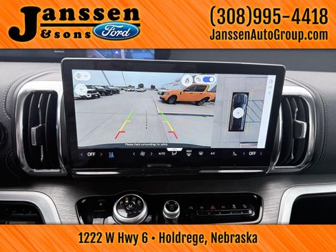 Used 2025 Ford Expedition Platinum AWD/4WD image 25
