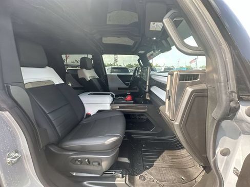 Used 2025 GMC Hummer EV 3X AWD/4WD image 13
