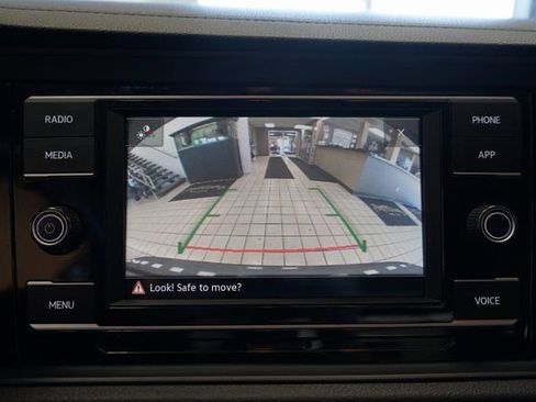 Used 2023 Volkswagen Jetta Sport image 7