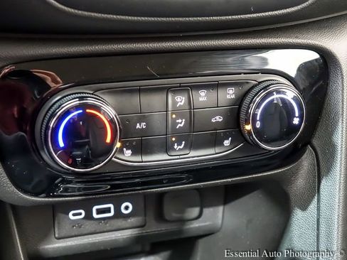 Used 2023 Buick Encore GX Preferred w/ Cold Weather Comfort Package FWD image 16