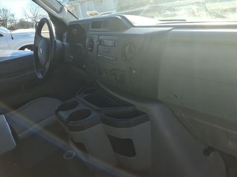 Used 2013 Ford E-150 and Econoline 150 w/ PWR Group image 23