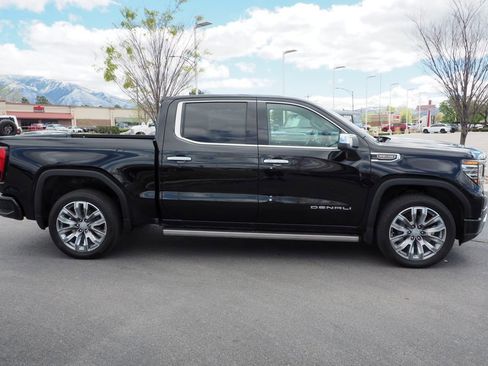 Used 2024 GMC Sierra 1500 Denali w/ Denali Reserve Package image 4
