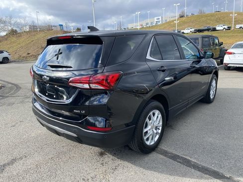 Used 2024 Chevrolet Equinox LT image 3