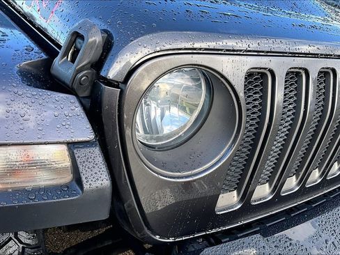 Used 2018 Jeep Wrangler Unlimited Rubicon AWD/4WD image 28