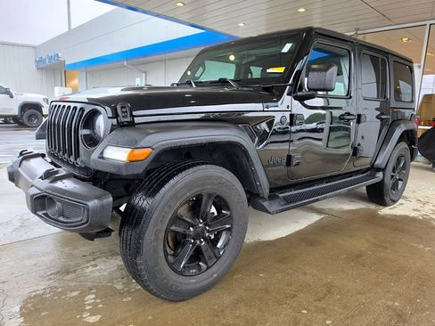 Used 2022 Jeep Wrangler Unlimited Sport AWD/4WD image 2
