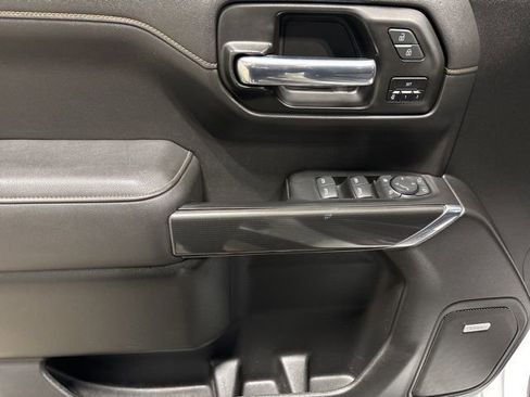 Used 2021 GMC Sierra 1500 AT4 w/ AT4 Premium Package image 17