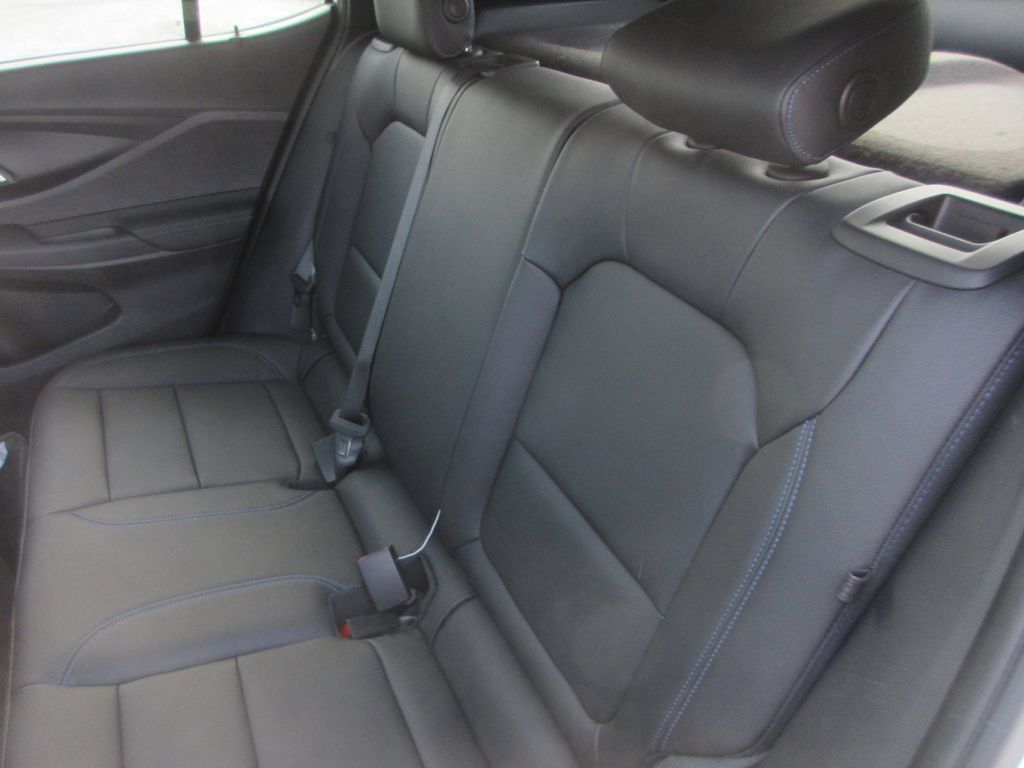 New 2026 Buick Envista Sport Touring w/ Convenience I Package FWD image 12