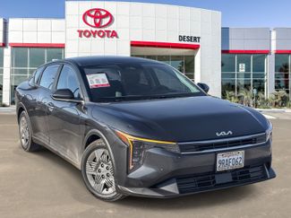 Used 2025 Kia K4 FWD video 1