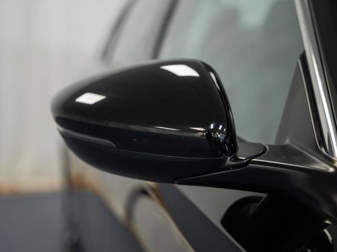 Used 2019 Honda Accord Touring image 14
