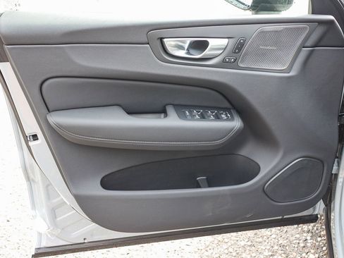 New 2026 Volvo XC60 B5 Ultra w/ Climate Package PRO image 23