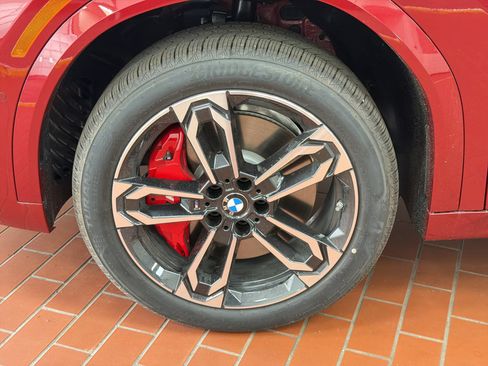Used 2026 BMW X2 xDrive28i w/ Technology Package AWD/4WD image 12