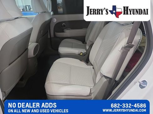 Used 2026 Hyundai Palisade SEL FWD image 16