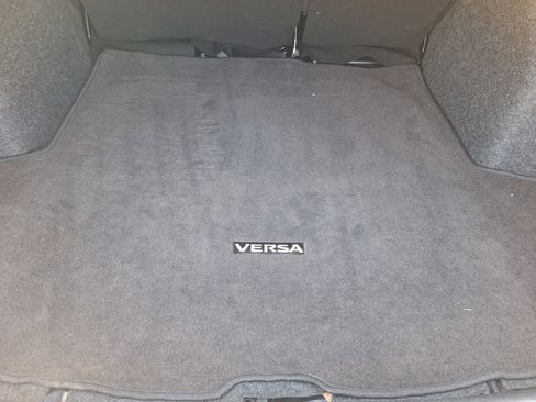 Used 2025 Nissan Versa SV FWD image 25