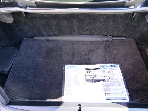 Used 2014 Aston Martin Vanquish Coupe image 32