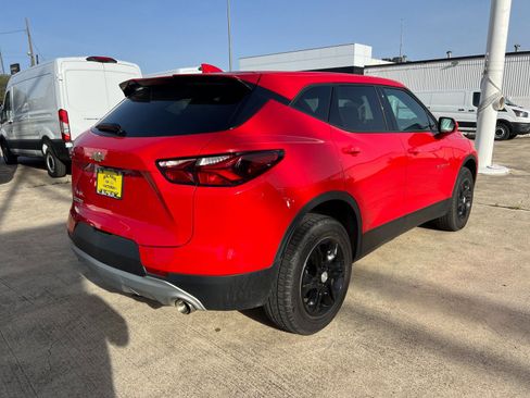 Used 2022 Chevrolet Blazer LT FWD image 3