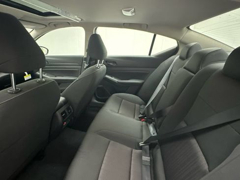 New 2026 Nissan Altima 2.5 SV w/ SV Special Edition Package AWD/4WD image 10