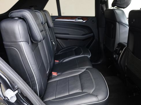 Used 2013 Mercedes-Benz ML 550 4MATIC image 23