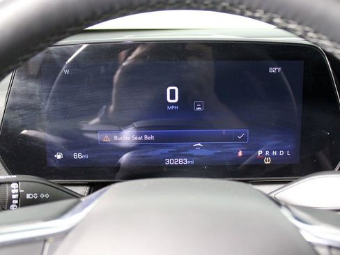 Used 2025 Chevrolet Equinox LT FWD image 12
