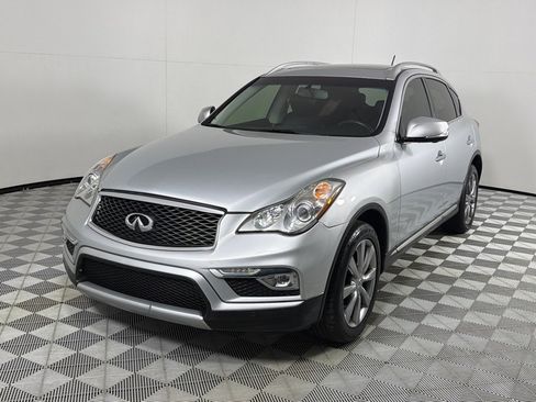Used 2017 INFINITI QX50 2WD w/ Premium Plus Package image 10