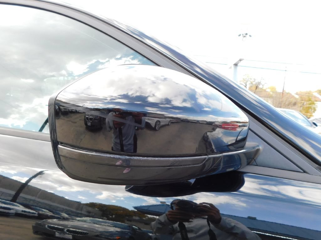 Used 2018 Jaguar F-PACE Premium AWD/4WD image 10