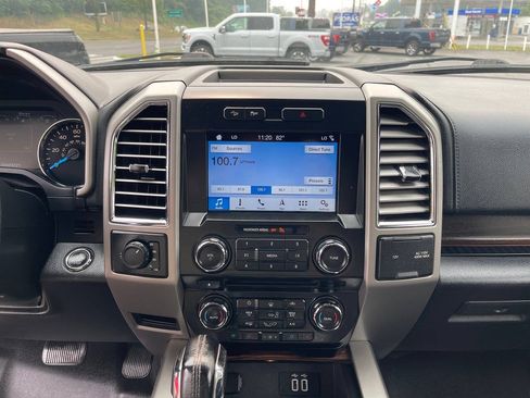 Used 2016 Ford F150 Lariat w/ Equipment Group 501A Mid AWD/4WD image 40