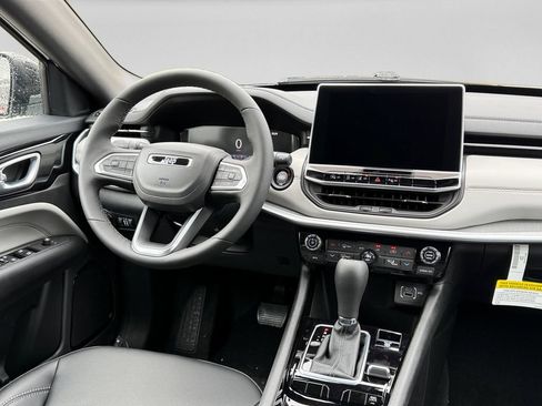 New 2026 Jeep Compass Limited AWD/4WD image 13