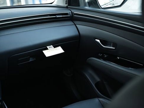 Used 2024 Hyundai Tucson Limited image 28