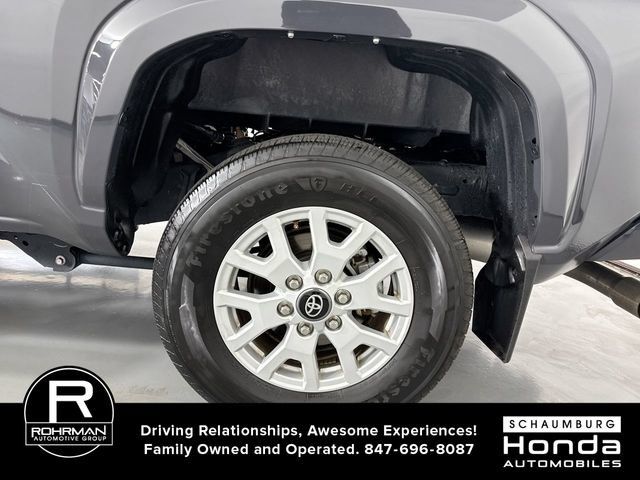 Used 2024 Toyota Tacoma SR5 AWD/4WD image 5