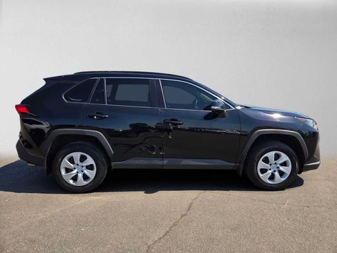 Certified 2020 Toyota RAV4 LE w/ Carpet Mat Package AWD/4WD image 3