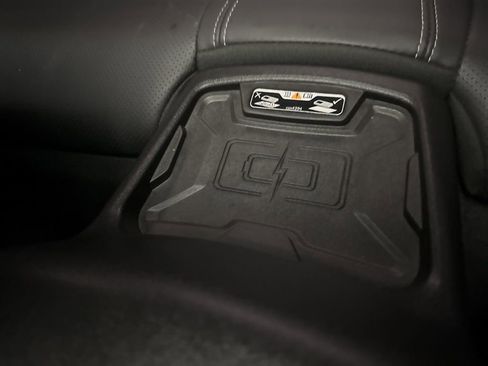 Used 2018 Chevrolet Camaro SS RWD image 38