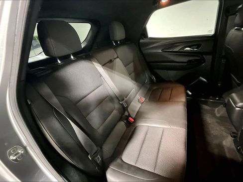 Used 2023 Chevrolet TrailBlazer RS w/ Sun and Liftgate Package image 37