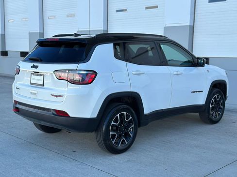 Used 2020 Jeep Compass Trailhawk image 5