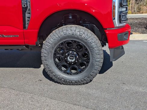 New 2026 Ford F250 Lariat w/ Black Appearance Package image 11