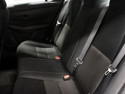 Used 2025 Nissan Sentra SV FWD image 21