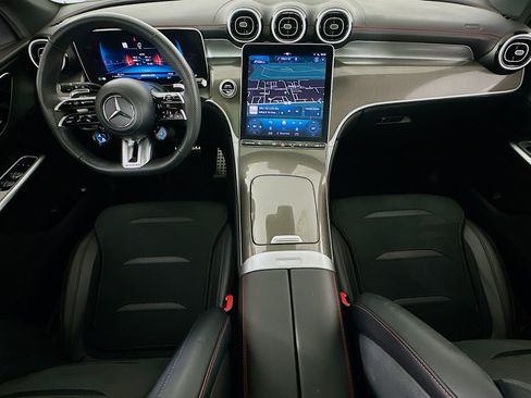 Used 2024 Mercedes-Benz GLC 43 AMG 4MATIC image 18