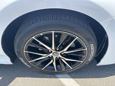 Certified 2022 Toyota Camry SE FWD image 22