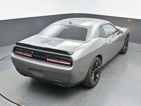 Used 2018 Dodge Challenger SXT w/ Blacktop Package image 25